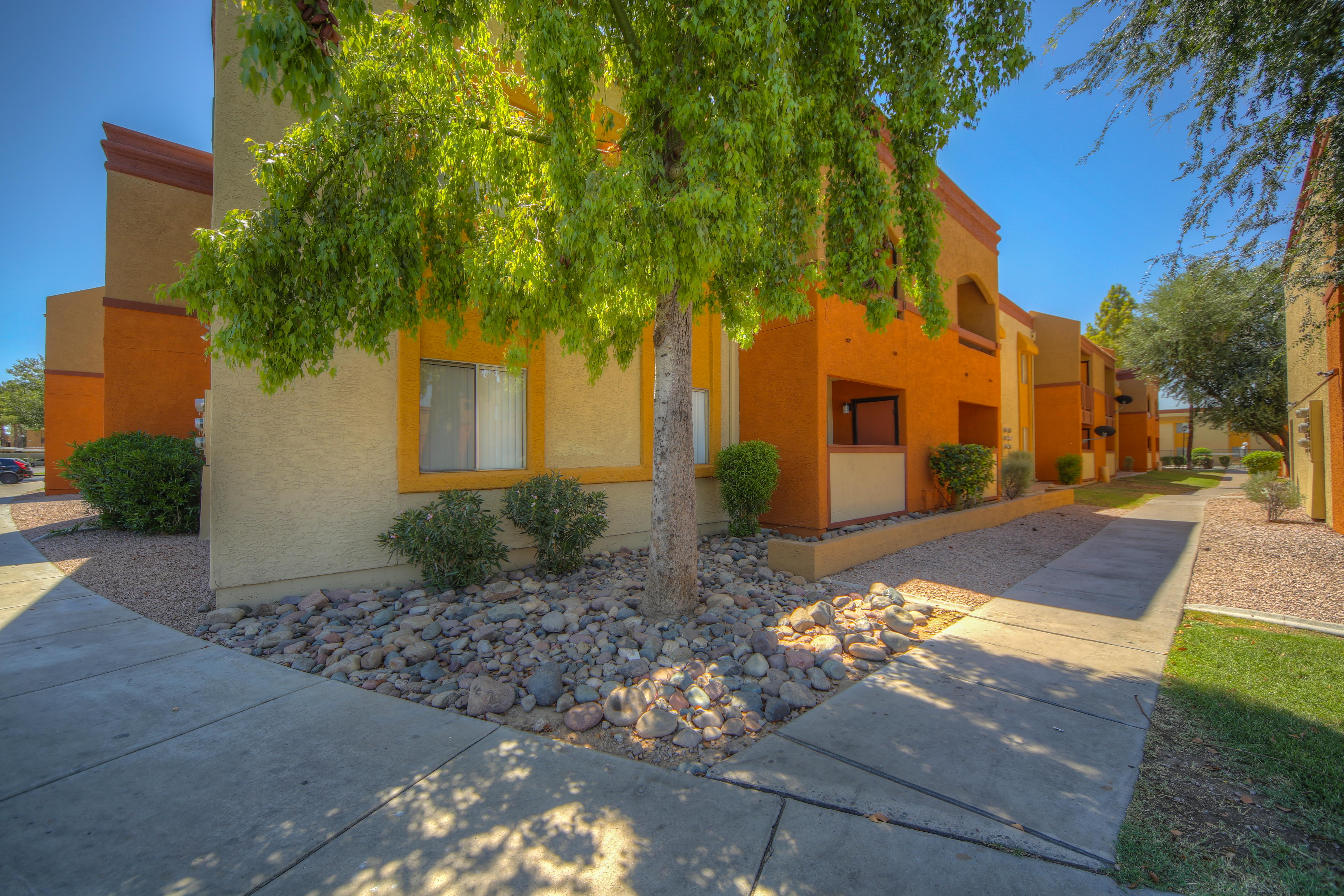 Madera Court The Multifamily Advisory Group at Cushman & Wakefield